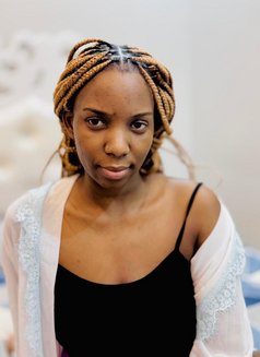 Queen Liz in Exit 8 Al Yarmuk - puta in Riyadh Photo 1 of 1