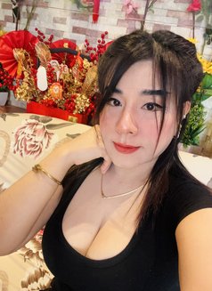 Queen Lucky - escort in Dubai Photo 25 of 30