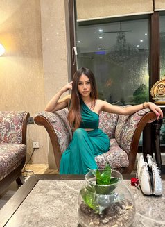 Queen Lucy - Transsexual escort in New Delhi Photo 27 of 27