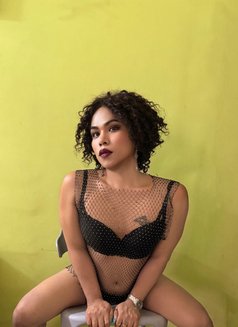 Queen Lucy lee - Transsexual escort in Mumbai Photo 23 of 25