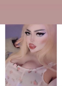 Queen Maya - Acompañantes transexual in Beirut Photo 5 of 9
