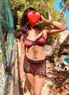 Queen Meen Hotwife – Vip Cuckold Couple - puta in Colombo Photo 4 of 13