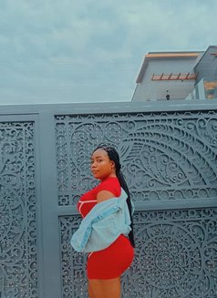 Queen Weija - puta in Accra Photo 1 of 4