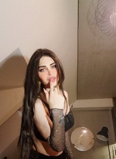 Queen of Control - Transsexual escort in Berlin Photo 9 of 12