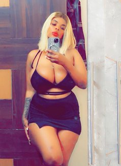 Queen of Gfe - escort in Pune Photo 1 of 4