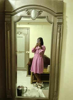 Queen of Hell - Transsexual escort in Kolkata Photo 3 of 6