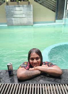 Queen of Hell - Transsexual escort in Kolkata Photo 4 of 6