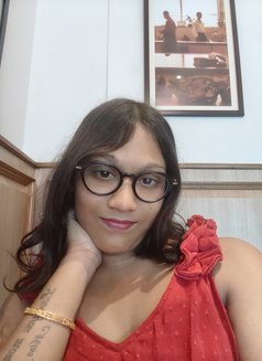Queen of Hell - Transsexual escort in Kolkata Photo 6 of 6