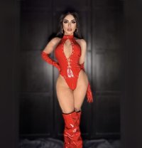 QUEEN OF MASSIVE DICK🌭FULLY/FUNCTIONAL - Transsexual escort in Abu Dhabi