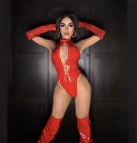 QUEEN OF MASSIVE DICK🌭FULLY/FUNCTIONAL - Transsexual escort in Abu Dhabi