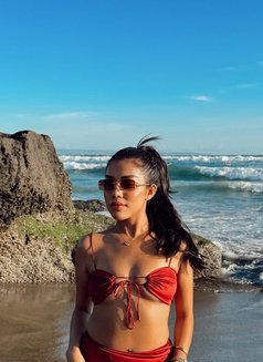 Queen of squirt and doggy style - escort in Bali Photo 27 of 28