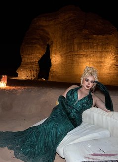 Queen of Thailand - Acompañantes transexual in Jeddah Photo 10 of 12