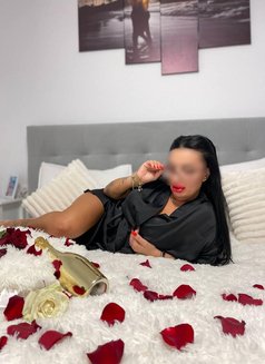 Queen of the Amber party. - escort in Bucharest Photo 6 of 8