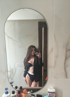 Queen olivia - Transsexual escort in Casablanca Photo 19 of 27