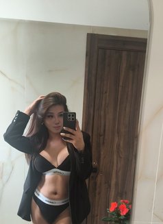 Queen olivia - Transsexual escort in Casablanca Photo 20 of 27