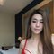 QUEEN OLIVIA - Transsexual escort in Abu Dhabi