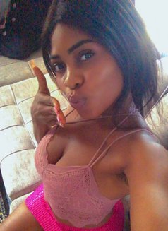 Queen Promzy - escort in Lagos, Nigeria Photo 6 of 12