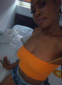 Queen Promzy - escort in Lagos, Nigeria Photo 8 of 12