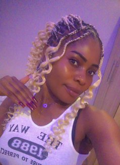 Queen Promzy - escort in Lagos, Nigeria Photo 11 of 12