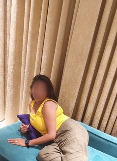 Queen Rani Cam & Meet, Escort - escort in Kathmandu Photo 2 of 4