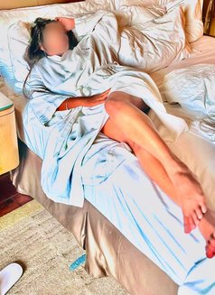Queen Rani real meet & Cam show 🤍 - escort in Mumbai Photo 3 of 12