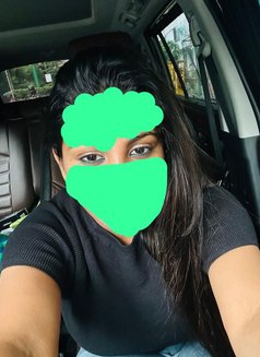 Queen rani Real meet& Camshow - escort in Mumbai Photo 2 of 17