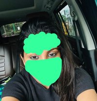 Queen rani Real meet& Camshow - puta in Mumbai