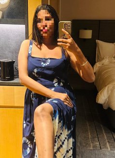 Queen rani Real meet& Camshow - escort in Mumbai Photo 16 of 17