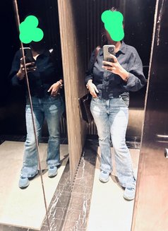Queen rani Real meet& Camshow - escort in Mumbai Photo 17 of 17
