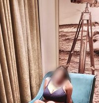 Queen rani Real meet& Camshow - escort in Mumbai