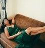 Queen rani Real meet& Camshow - puta in Mumbai Photo 4 of 5