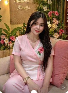 Queen's Nuru Massage - masseuse in Manila Photo 3 of 3