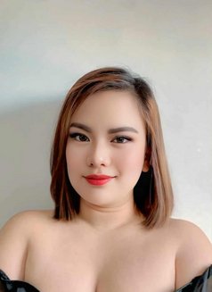 Queen Saintina - escort in Makati City Photo 3 of 6