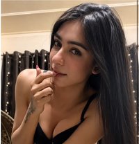 Queen Sanmeet - Transsexual escort in Ludhiana