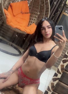 Queen Sanmeet - Acompañantes transexual in Ludhiana Photo 6 of 6