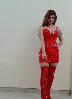 Queen Siham - puta in Dubai Photo 2 of 11