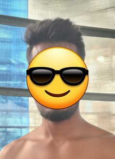 Queen Slayer - Male companion in Mumbai Photo 4 of 4