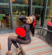 Queen - escort in New Delhi