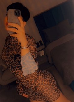 QueeN,شاميه - Transsexual escort in Dubai Photo 5 of 6
