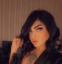 Queen شام - Transsexual escort in Dubai