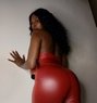 Queen Tee - puta in Beirut Photo 1 of 3
