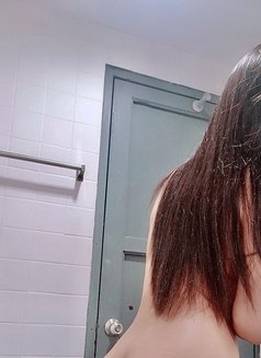 Queen - Transsexual escort in Muscat Photo 6 of 8