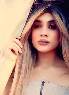 Queen Tia - Transsexual escort agency in Beirut Photo 6 of 6