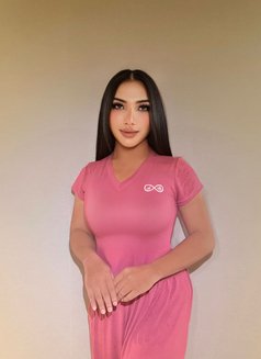 Queen Ts’Jasmine New in town - Transsexual escort in Abu Dhabi Photo 9 of 10