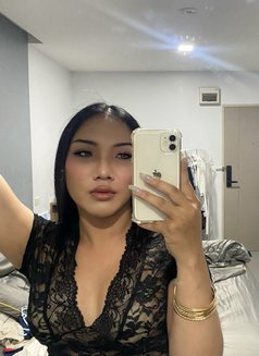 Queen Ts Jasmine - Transsexual escort in Bangkok Photo 1 of 4