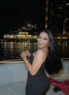 Queen Ts Jasmine - Transsexual escort in Bangkok Photo 4 of 4