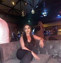 Queen - escort in Doha