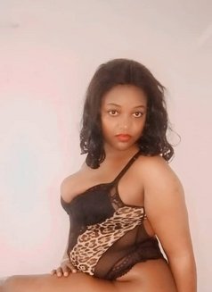 Queen - escort in Chennai Photo 9 of 15