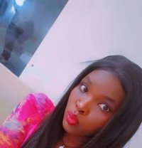 VIP hot babe READY TO BE BOOKED - puta in Kampala