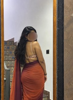Queen Velvet Priya Your Fantasy Queen - puta in Bangalore Photo 1 of 4